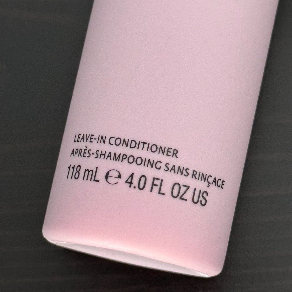 Living Proof Restore Repair Leave-In Conditioner - Picture 5 of 14